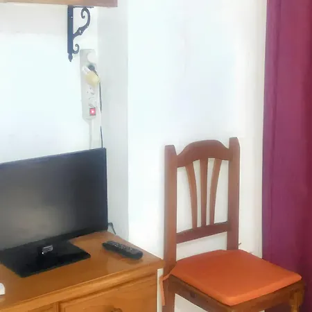 Charming In - 44 M² - Air-conditioned 아파트 토레몰리노스